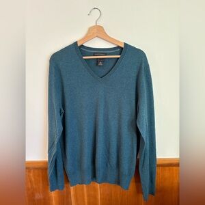 Banana Republic Men's Deep Teal V-Neck Sweater